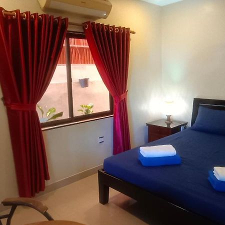 Le Cocorico Hotel Sziemreap Kültér fotó