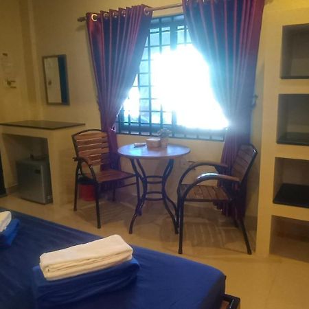 Le Cocorico Hotel Sziemreap Kültér fotó